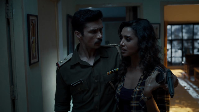 EP-7-8-9-Aashram-S01-720p-HD-Desire-Movies-MY-mkv-snapshot-00-34-28-705
