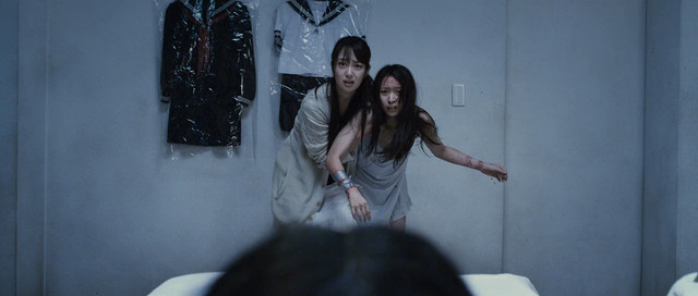 killers-2014-720p-bluray-HD-Desire-Movies-MY-mkv-snapshot-01-43-30-120