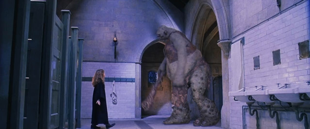 Harry-potter-and-the-sorcerer-s-stone-2001-ex-cut-720p-BR-Desire-Movies-MY-mkv-snapshot-01-13-39-645