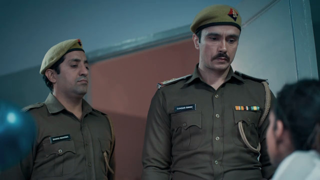 EP-1-2-3-Aashram-S01-720p-HD-Desire-Movies-MY-mkv-snapshot-01-55-55-345