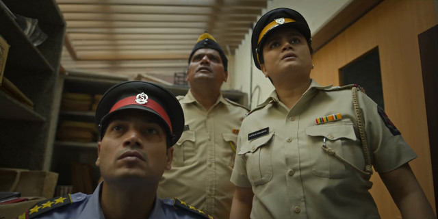 Criminal-justice-adhura-sach-s01e0-1-to-4-a-dark-night-720p-desiremovies-my-1-mkv-snapshot-00-43-32