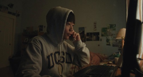 Didi.2024.720p.BluRay.DesireMovies.MY-1.mkv_snapshot_01.07.49.941.md.jpg