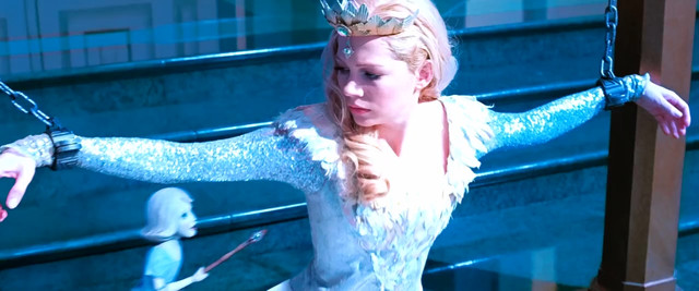 Oz-The-Great-And-Powerful-2013-720p-Blu-Ray-Desire-Movies-MY-mkv-snapshot-01-52-38-148
