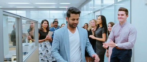 Chal-Mohan-Ranga-Movie-Hindi-4.md.jpg