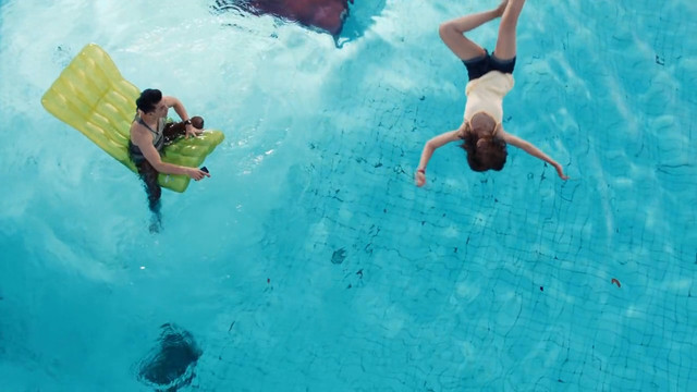 The-Pool-2018-Blu-Ray-720p-Desire-Movies-MY-1-mkv-snapshot-00-22-14-930