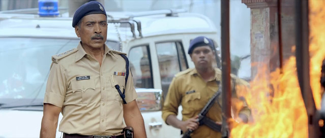 Jai-Gangaajal-2016-720p-AMZ-HD-Desire-Movies-MY-mkv-snapshot-01-04-19-522